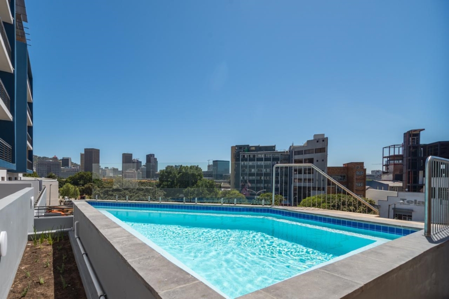 2 Bedroom Property for Sale in Zonnebloem Western Cape